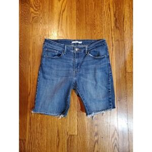 Levi Strauss Red tab Mid Rise Skinny Cut Off Denim Shorts med Wash Womens Sz 10